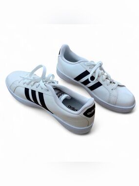 adidas gazelle silver green womens adidas x Wales Bonner MN Samba Suede (Fade Gold/Navy), 8